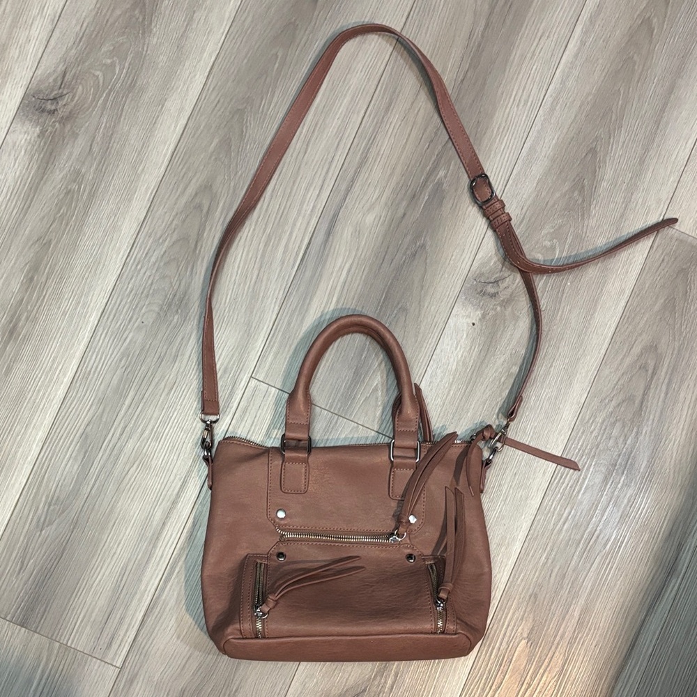 Elegant Pink Leather Shoulder Bag